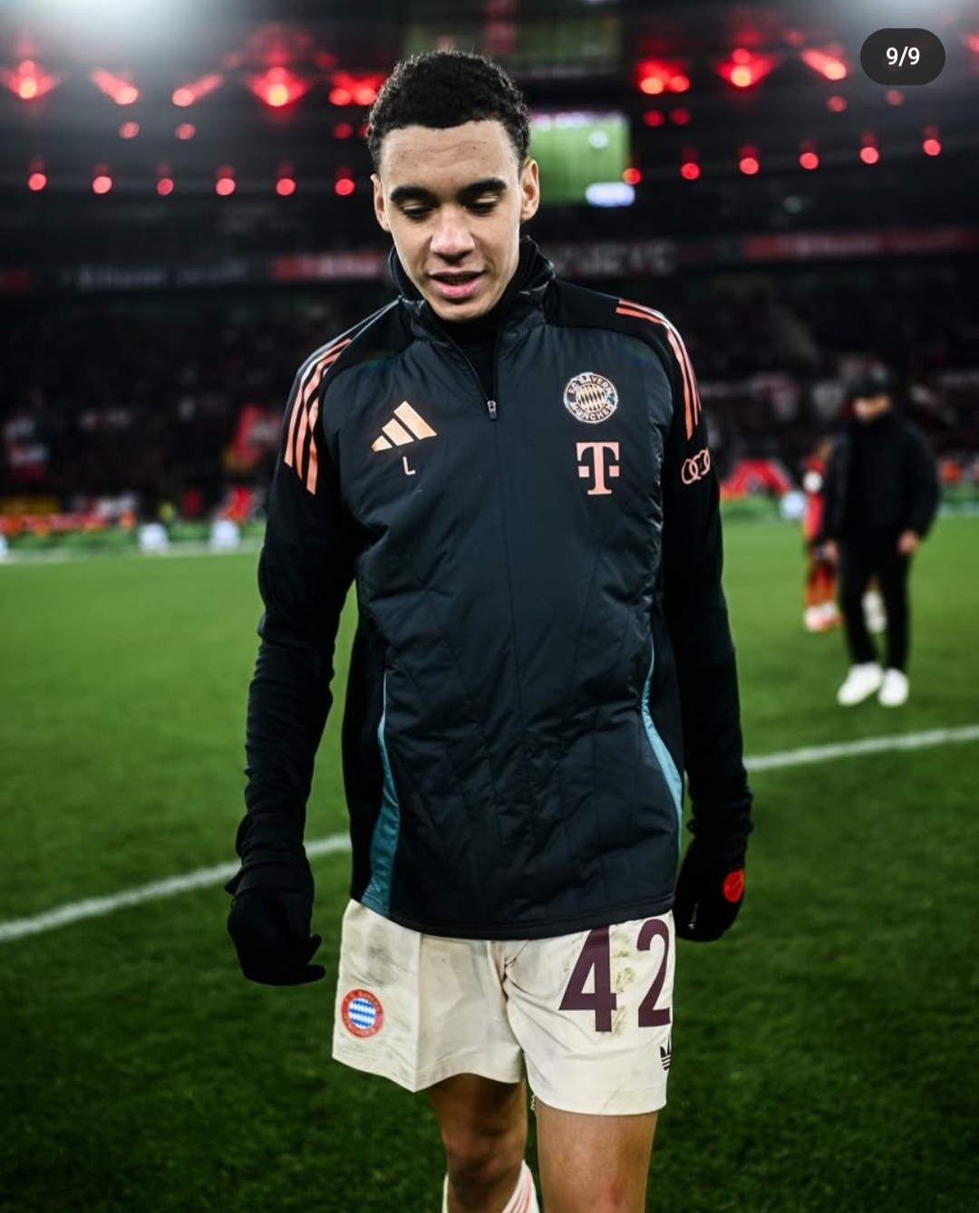 NG大舞台包含德甲加时末段再迎强敌；北京国安远射贴柱；主帅态度：质疑声仍在；阵容厚度经受考验的词条